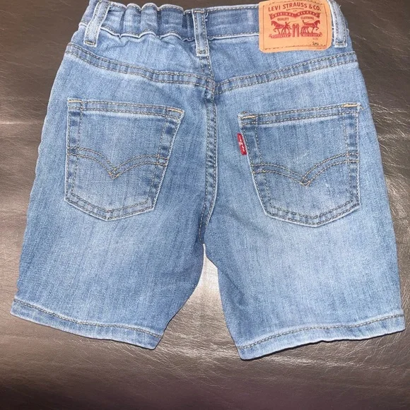 Lucky Brand/Levi Kids 5 reg Denim Shorts (3) Light, Medium, Dark Blue - Picture 8 of 11